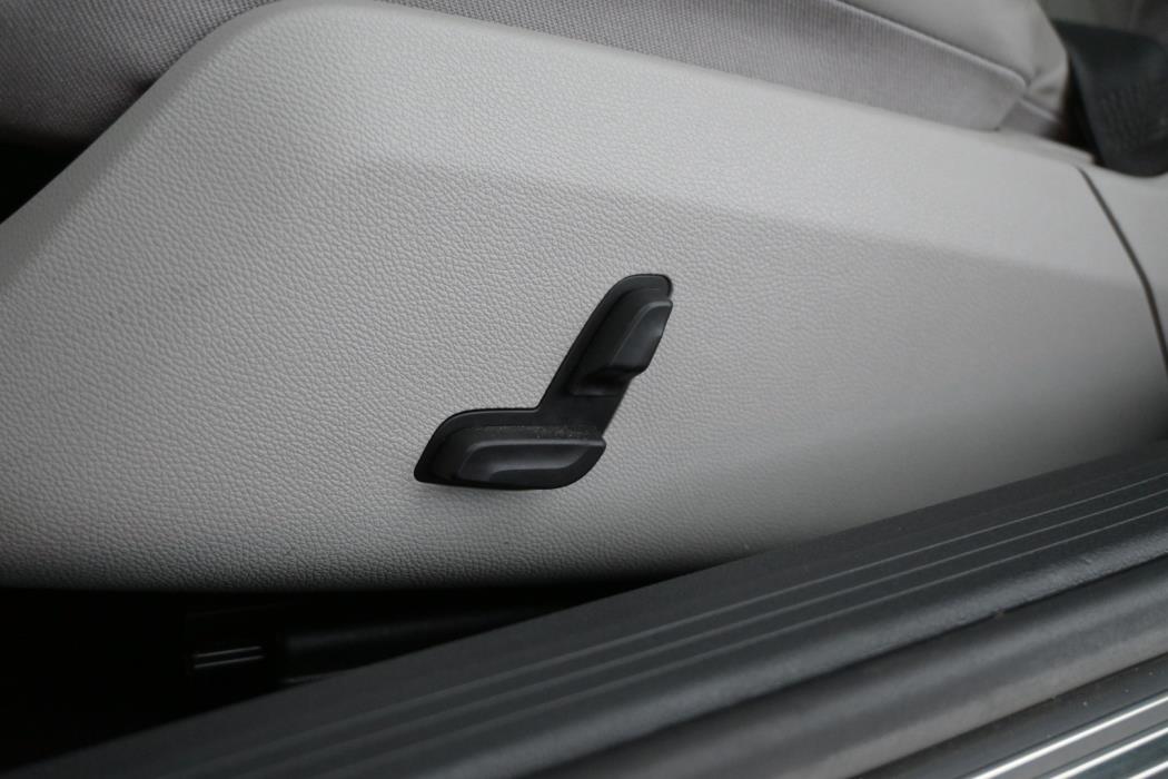 MERCEDES-BENZ E 2010
