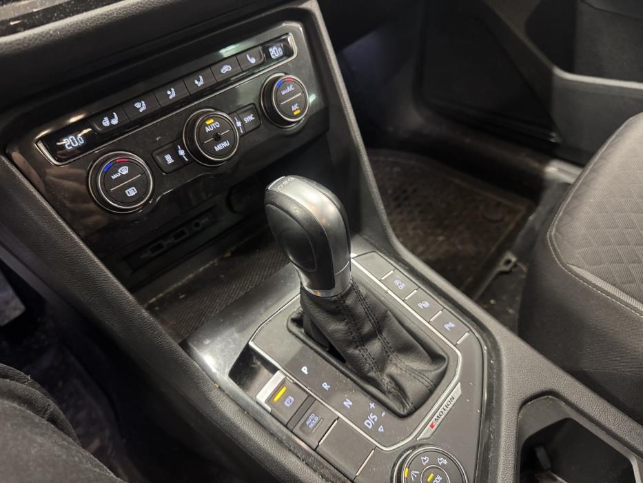 VOLKSWAGEN Tiguan 2018