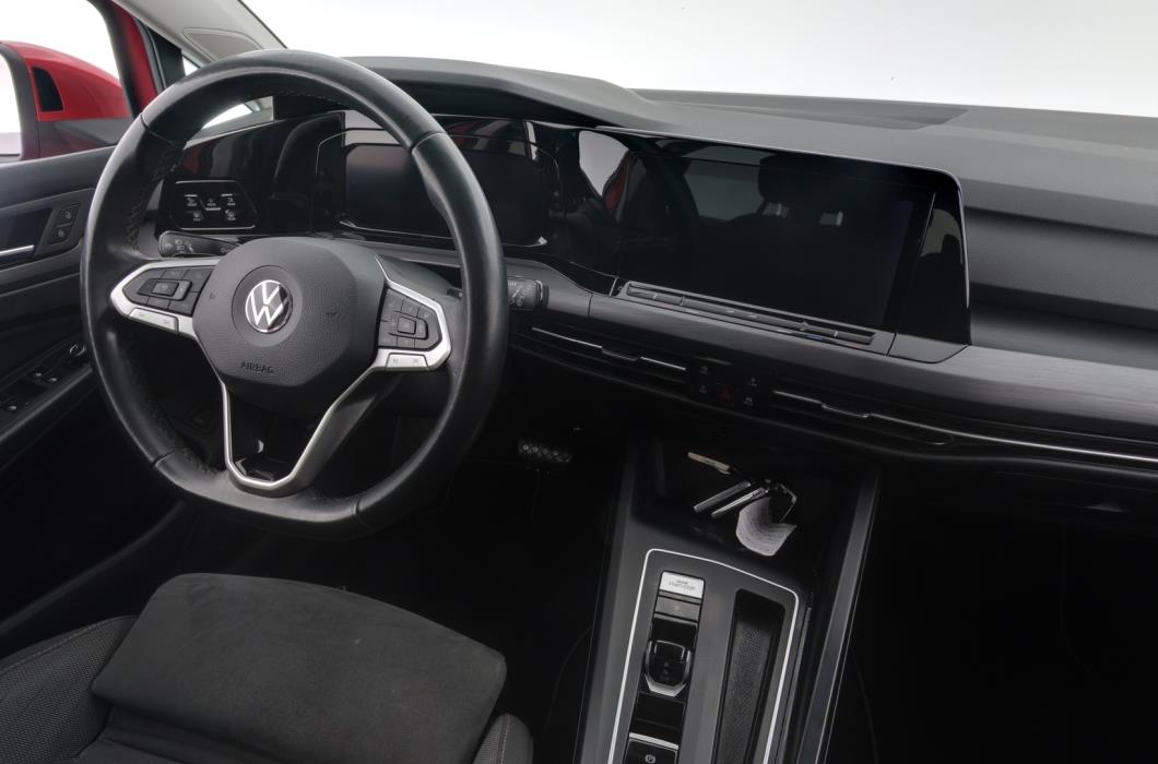 VOLKSWAGEN Golf 2022