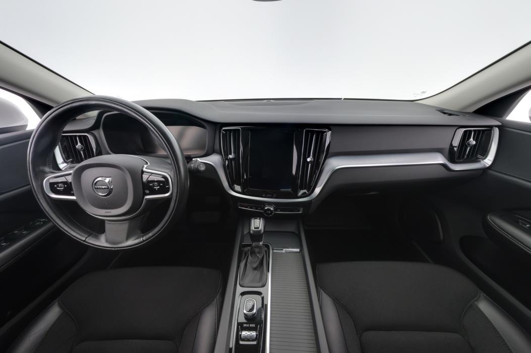 VOLVO V60 2019