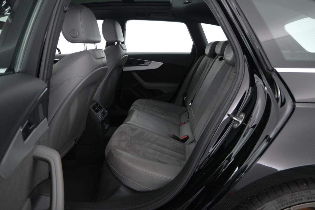 AUDI A4 2018