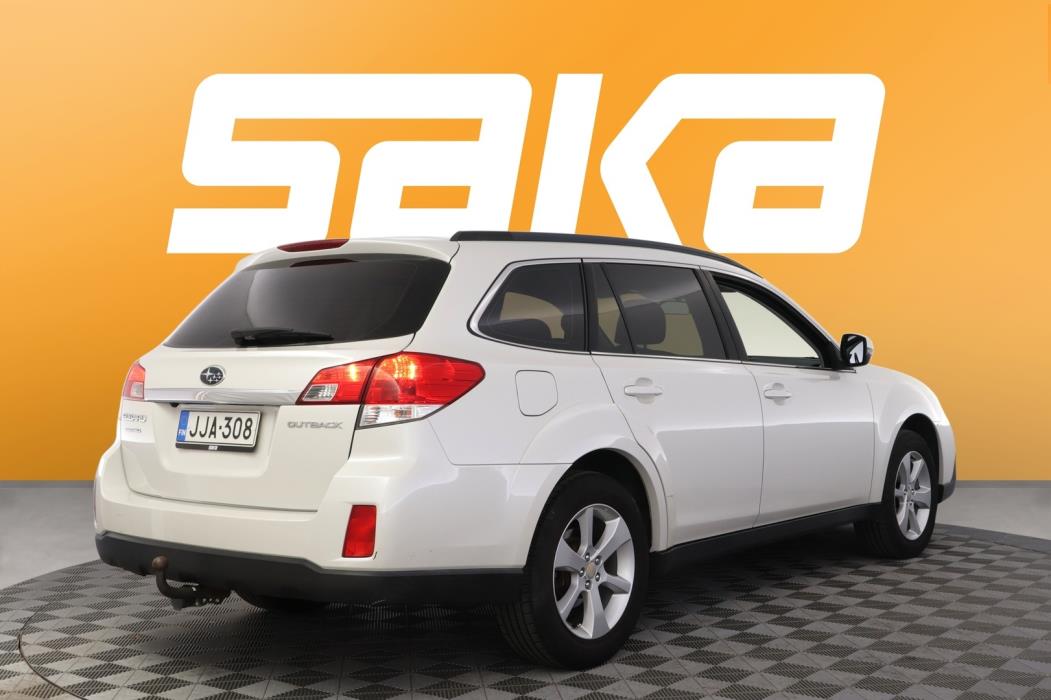 SUBARU Outback 2014