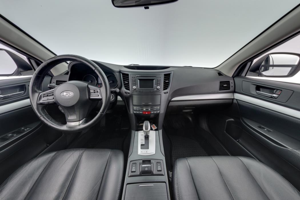 SUBARU Outback 2014