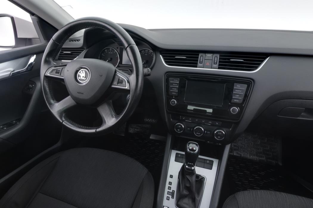 SKODA Octavia 2014