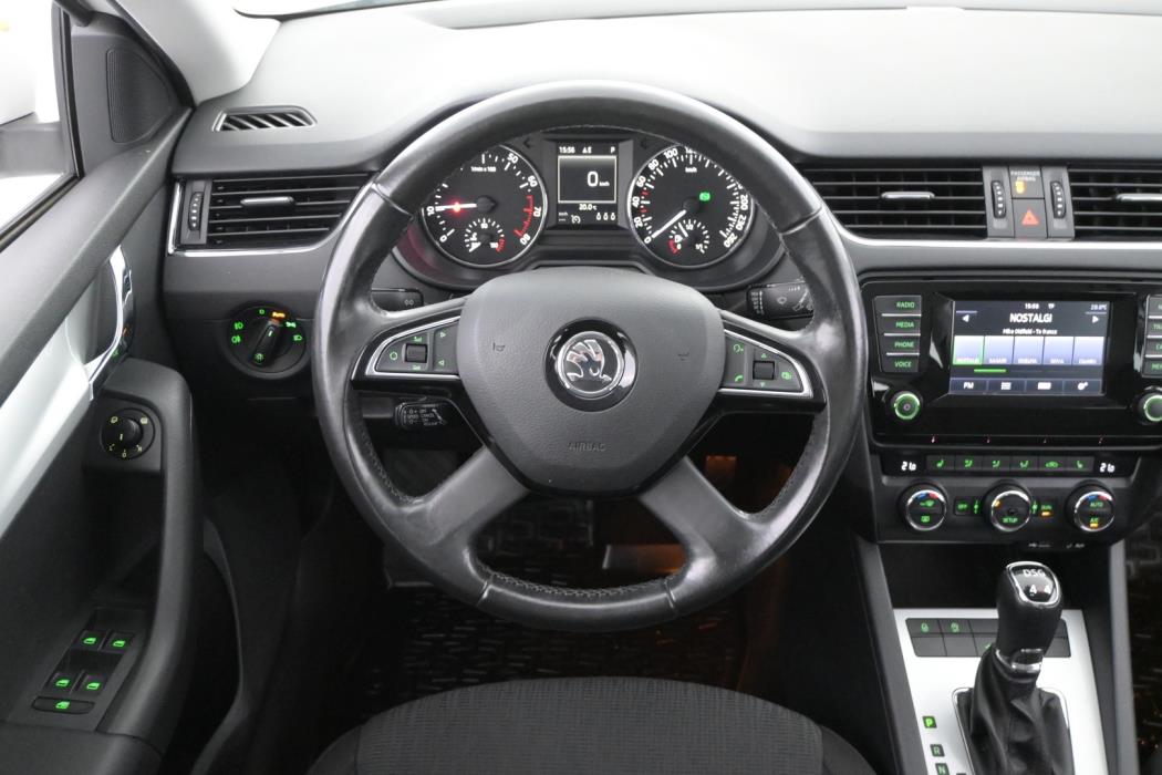 SKODA Octavia 2014