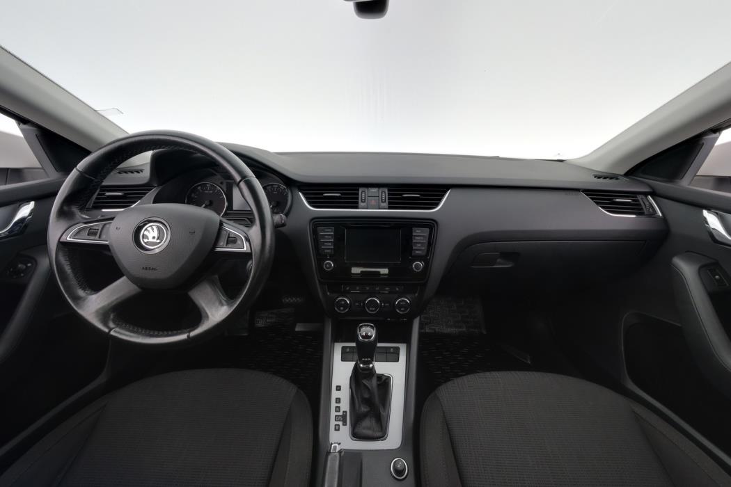 SKODA Octavia 2014