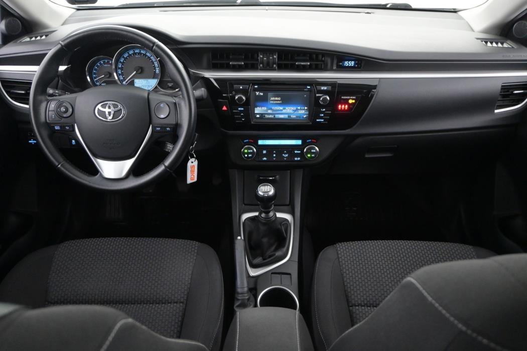 TOYOTA Corolla 2014