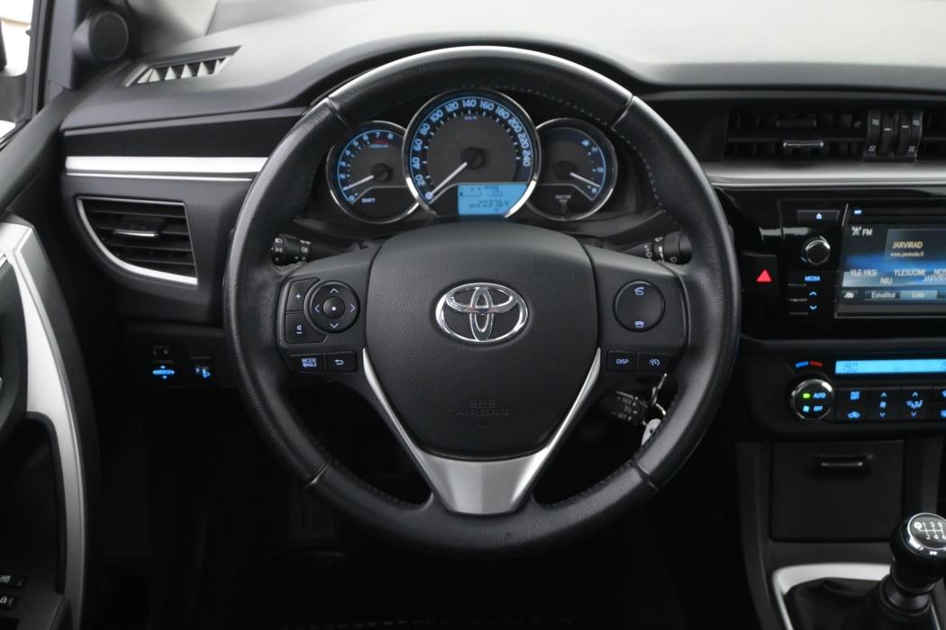 TOYOTA Corolla 2014