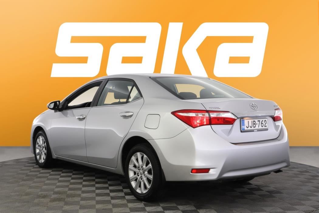 TOYOTA Corolla 2014
