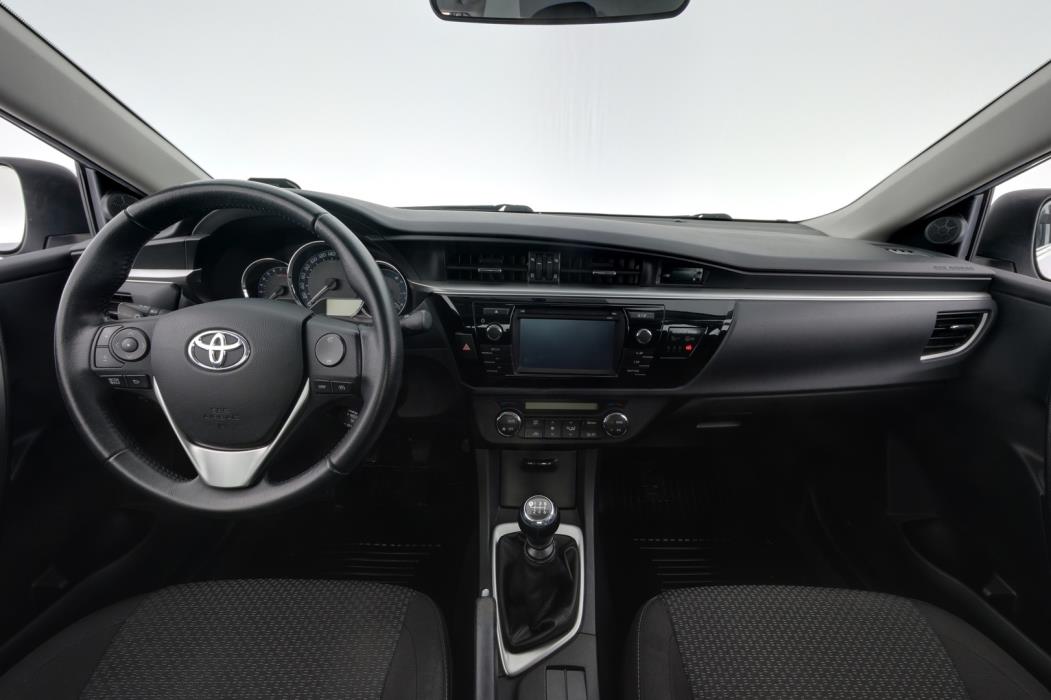 TOYOTA Corolla 2014