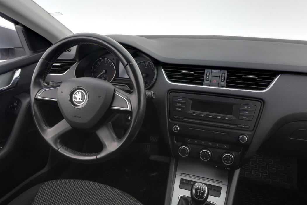 SKODA Octavia 2013
