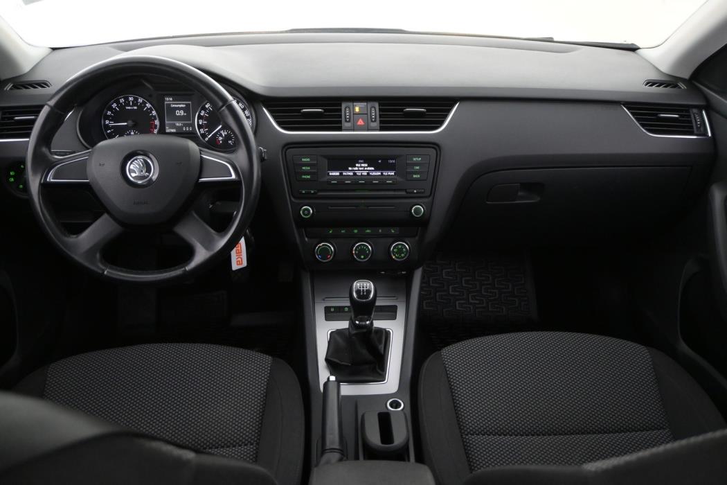 SKODA Octavia 2013