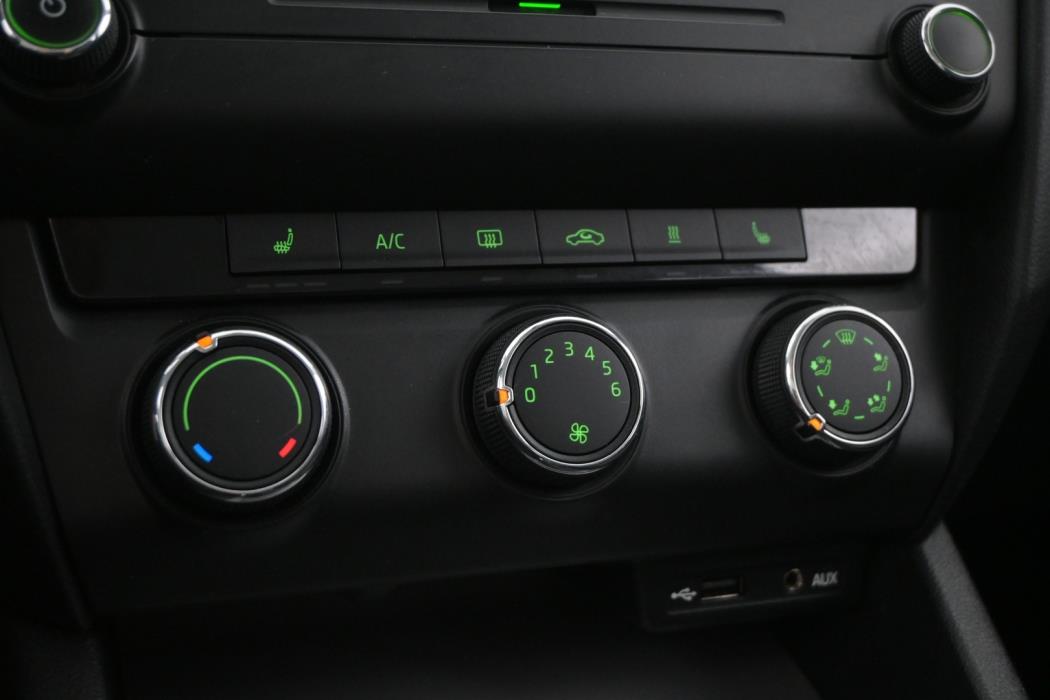 SKODA Octavia 2013