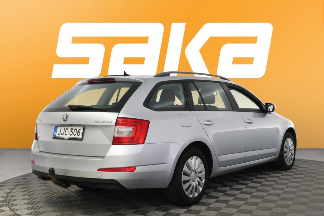 SKODA Octavia 2013