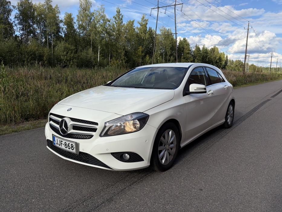 MERCEDES-BENZ A 2014
