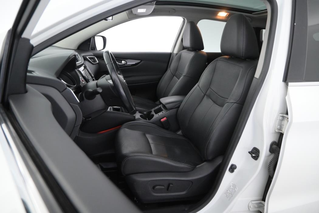 NISSAN Qashqai 2014