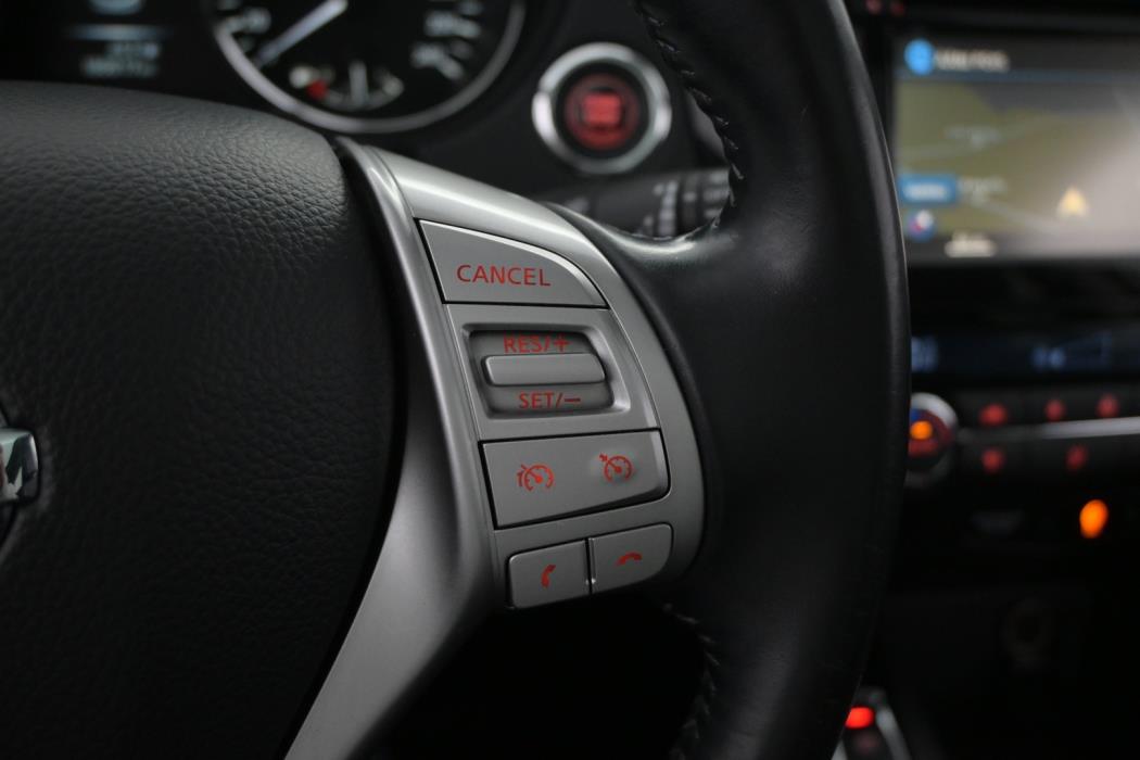 NISSAN Qashqai 2014