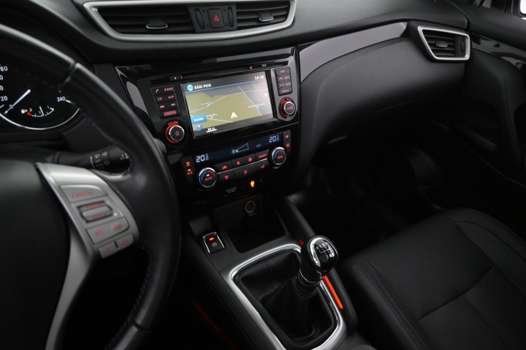 NISSAN Qashqai 2014