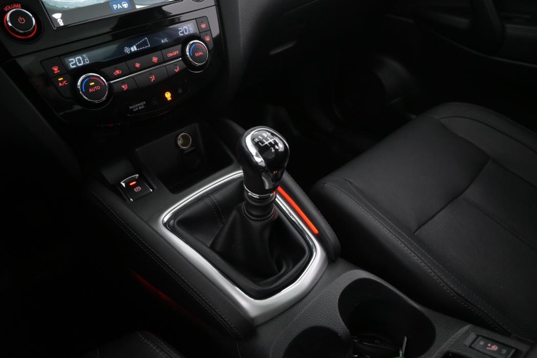 NISSAN Qashqai 2014