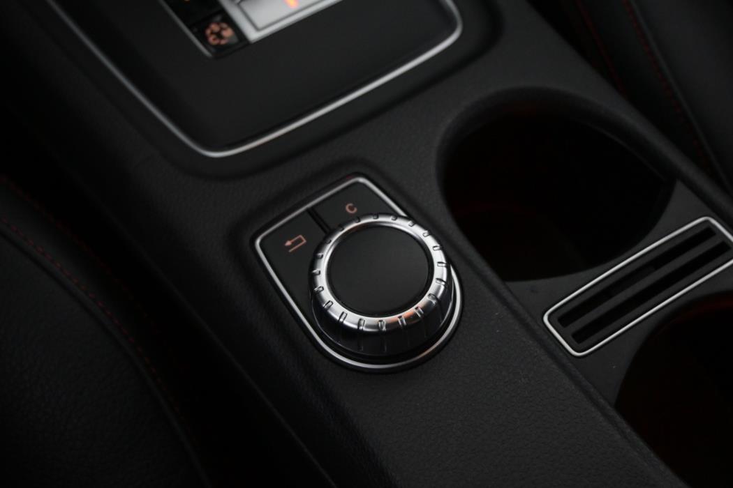 MERCEDES-BENZ CLA 45 AMG 2014