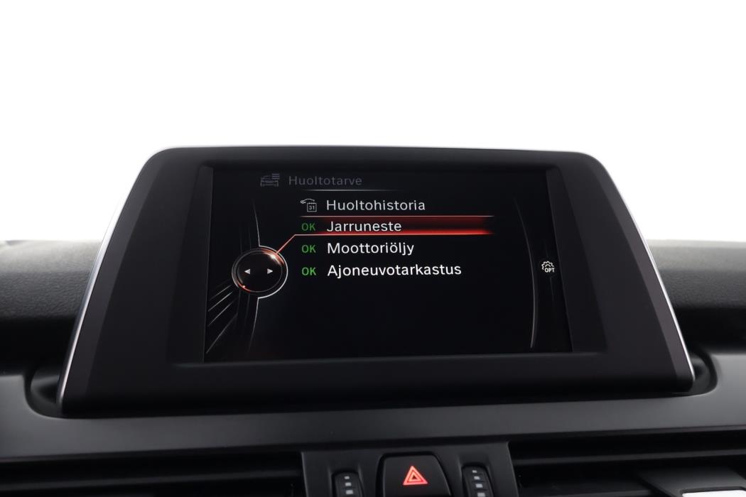 BMW 218 2015