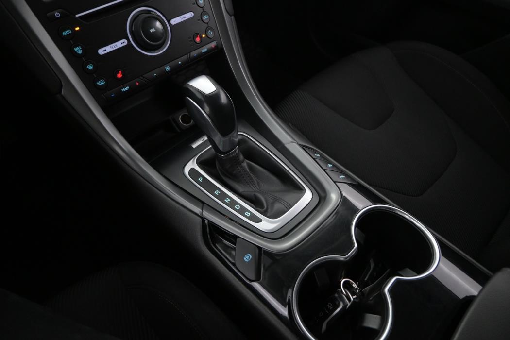 FORD Mondeo 2015