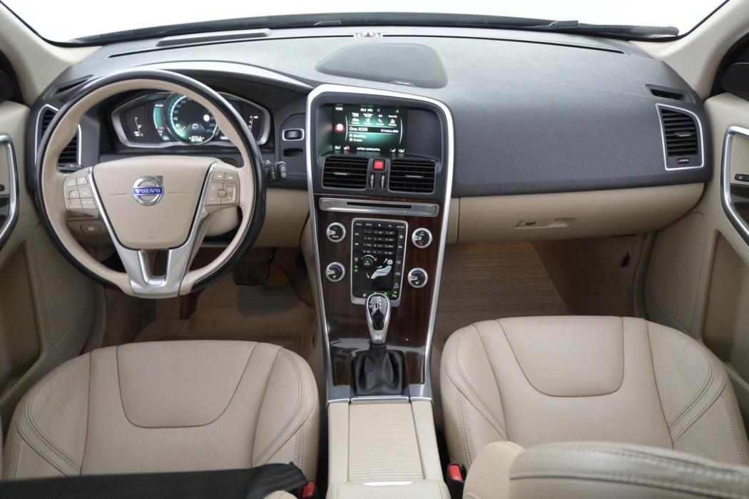 VOLVO XC60 2016