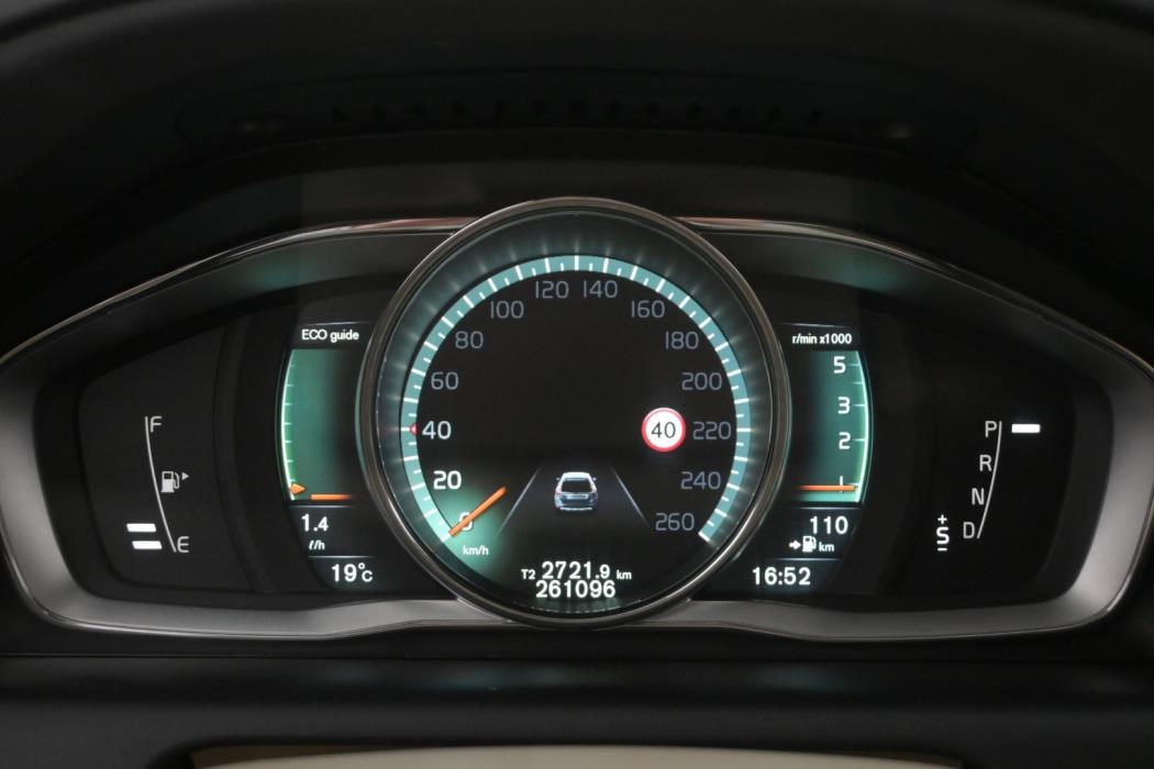 VOLVO XC60 2016