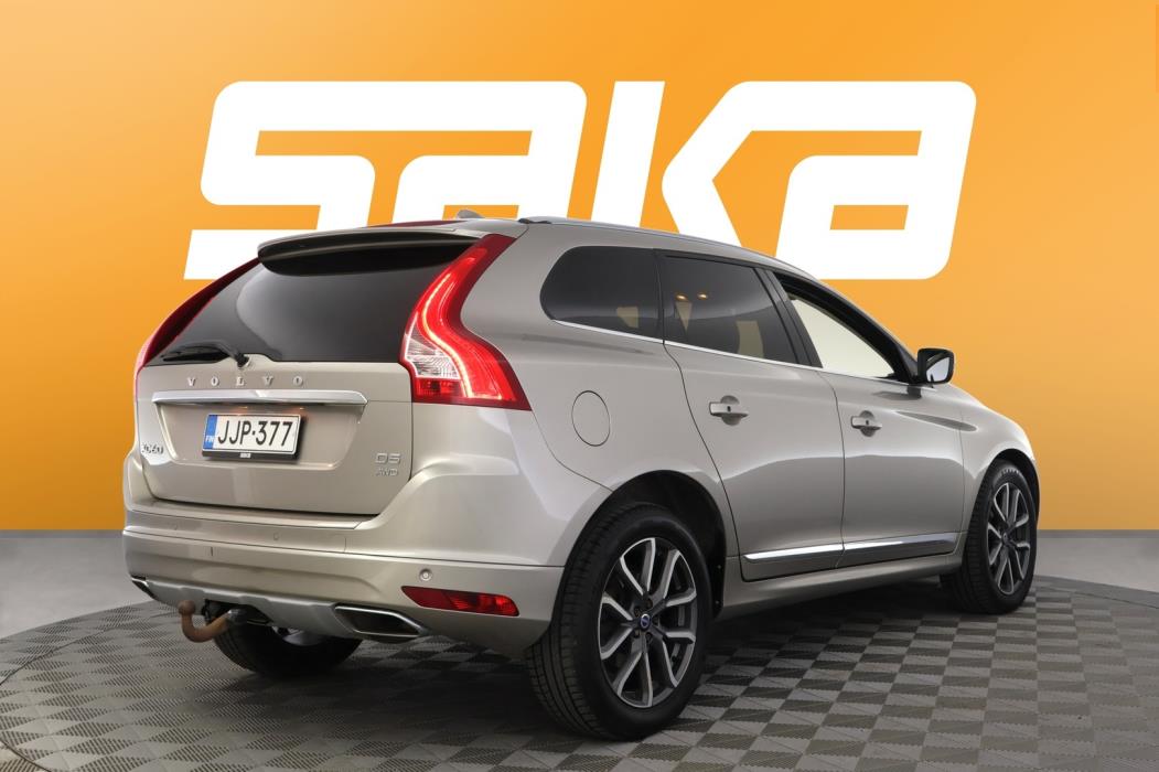 VOLVO XC60 2016