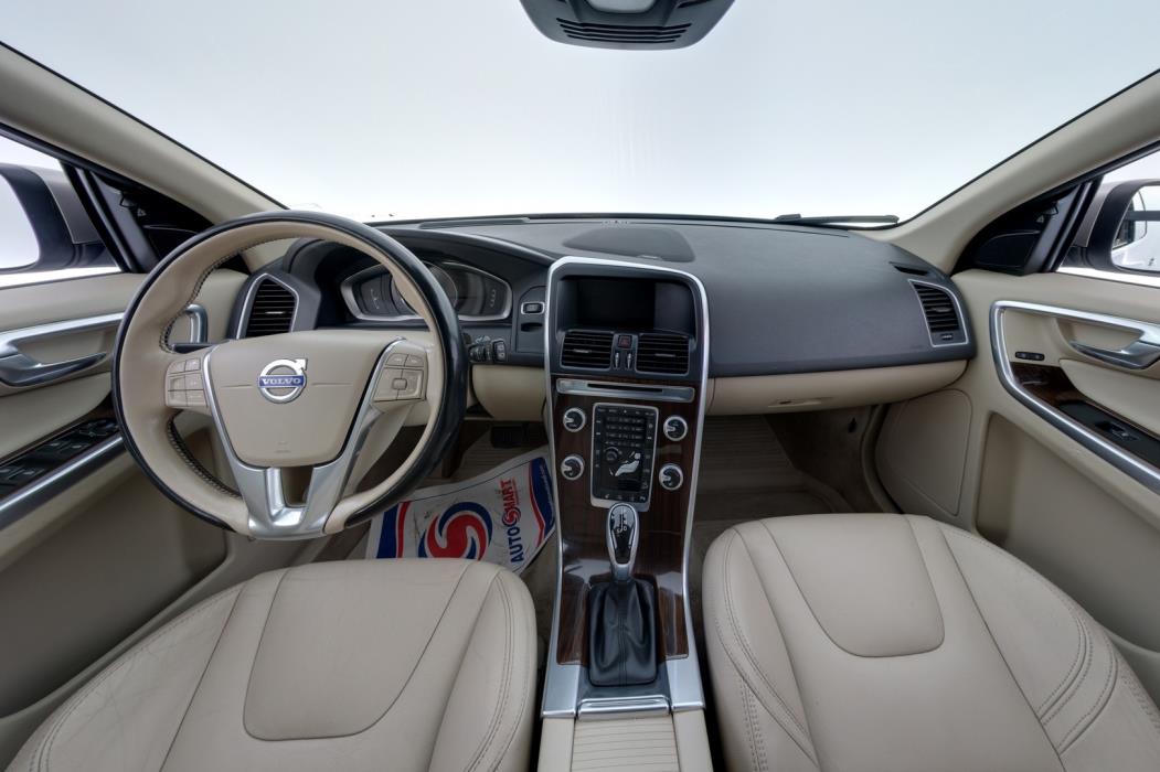 VOLVO XC60 2016