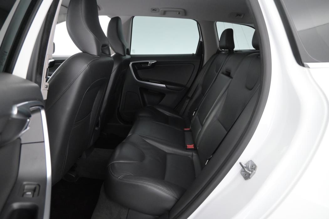 VOLVO XC60 2017