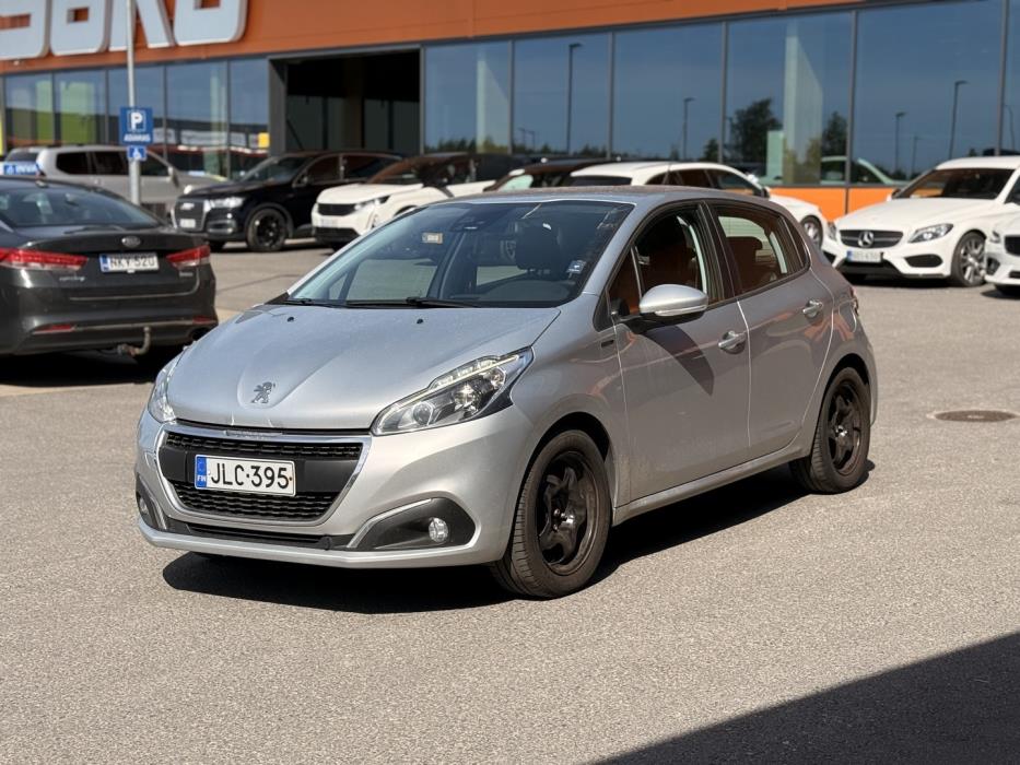 PEUGEOT 208 2019