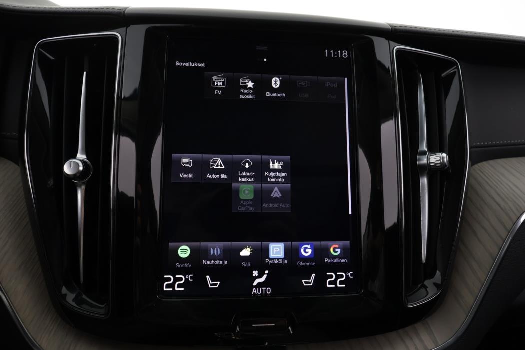VOLVO XC60 2020
