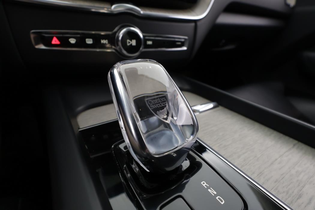 VOLVO XC60 2020