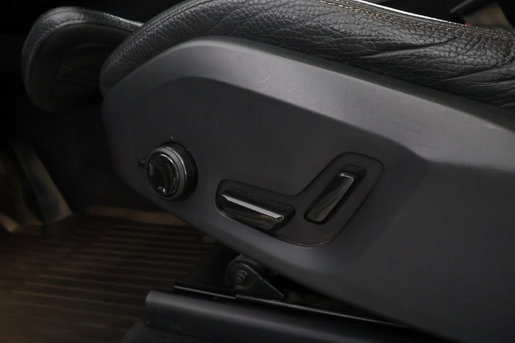 VOLVO XC60 2020