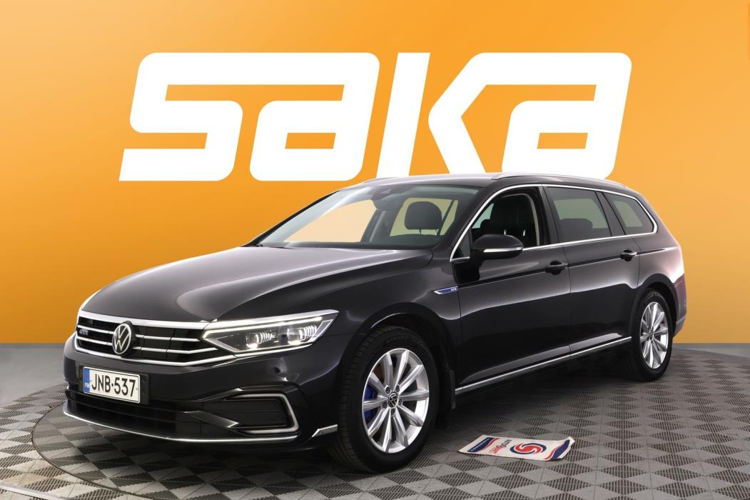 VOLKSWAGEN Passat 2021