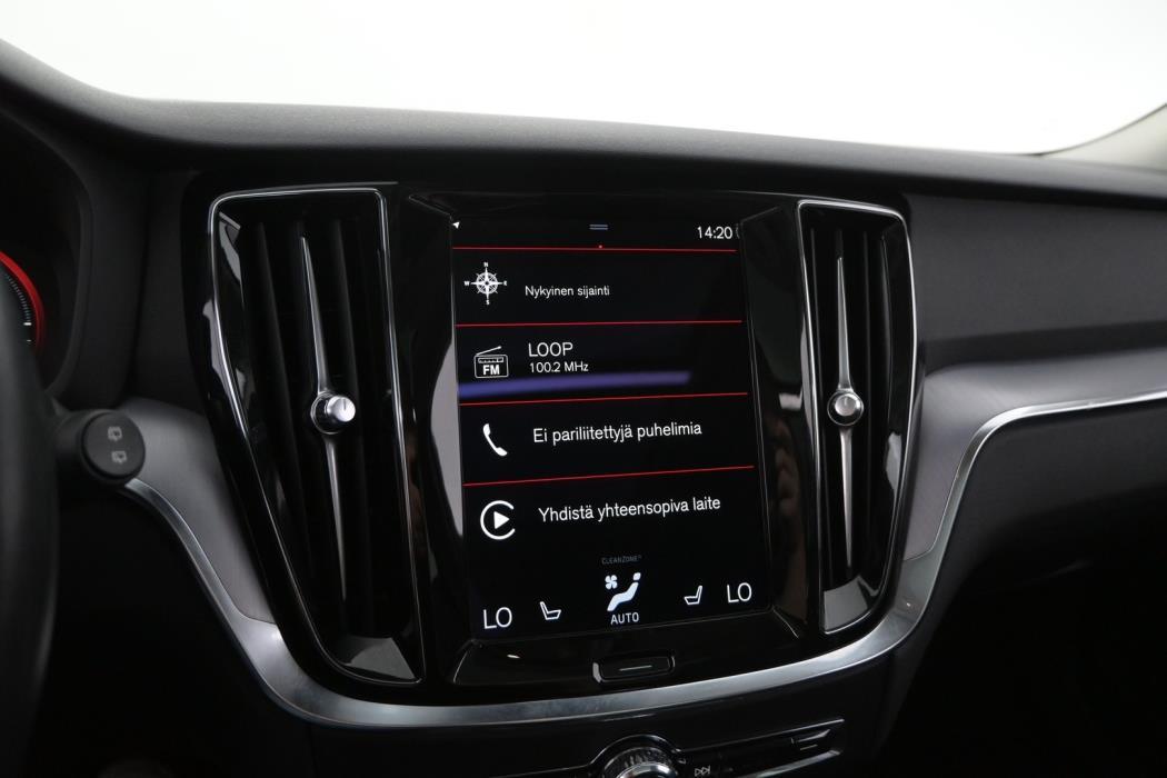 VOLVO V60 2021
