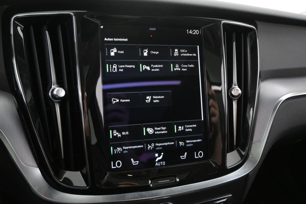 VOLVO V60 2021