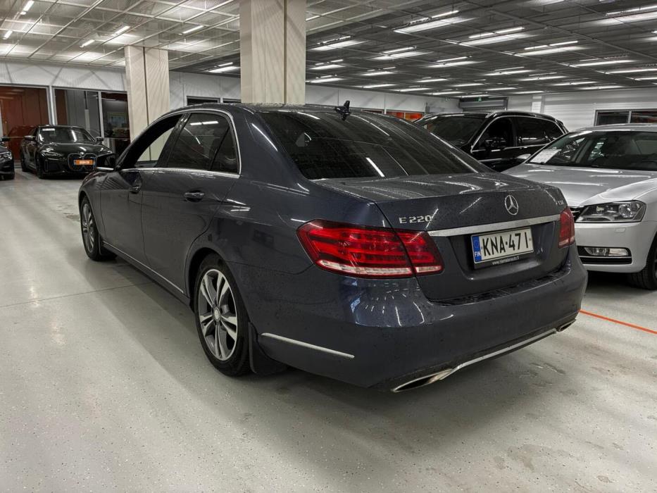MERCEDES-BENZ E 2015
