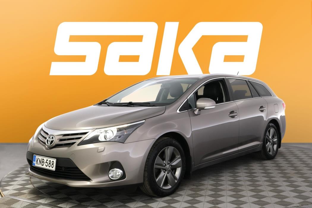 TOYOTA Avensis 2014
