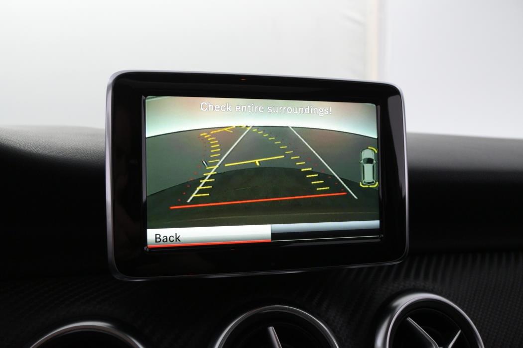 MERCEDES-BENZ A 2013