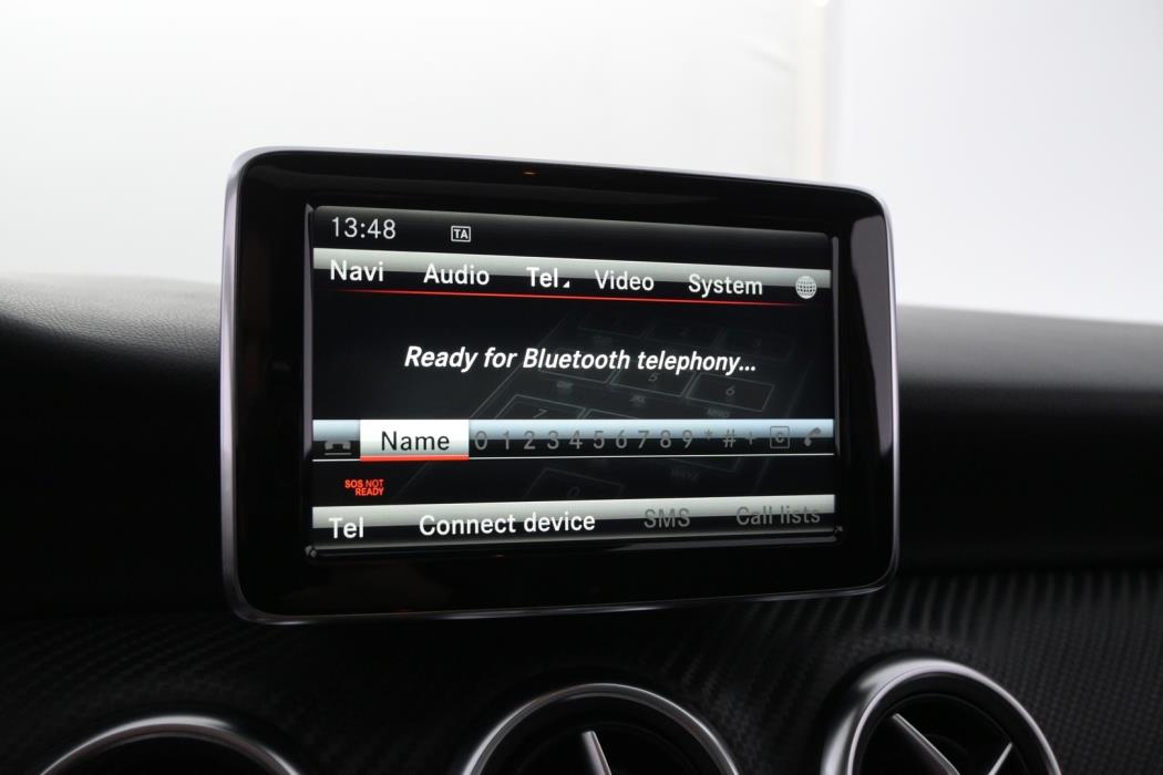 MERCEDES-BENZ A 2013