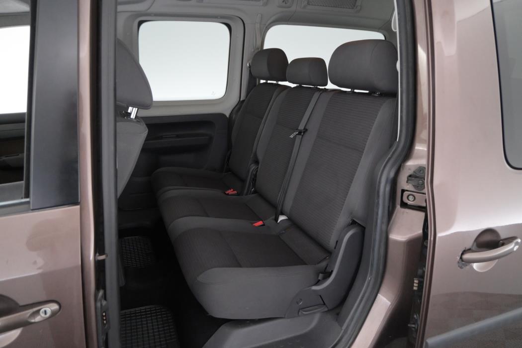 VOLKSWAGEN Caddy Maxi 2012