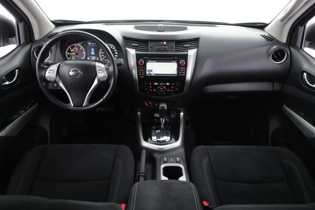 NISSAN Navara 2016
