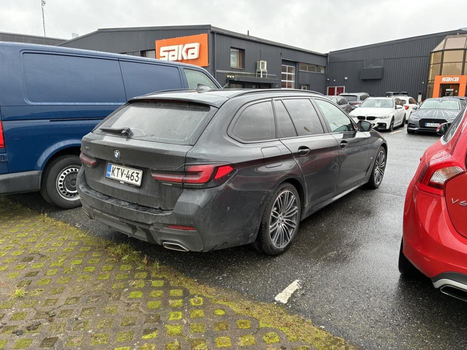 BMW 530 2021