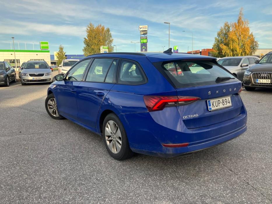 SKODA Octavia 2023
