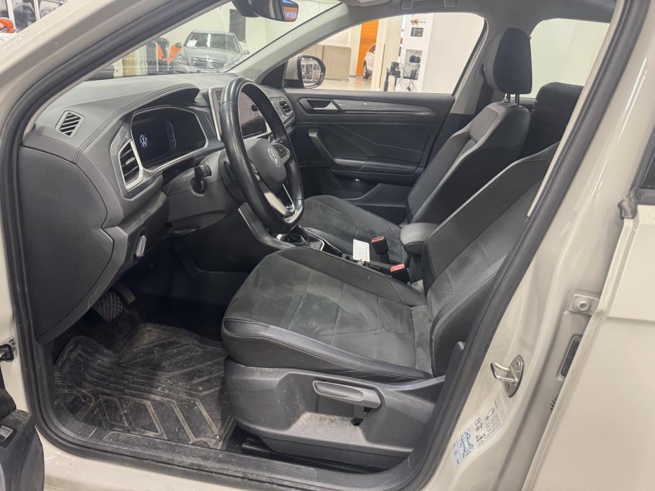 VOLKSWAGEN T-Roc 2023