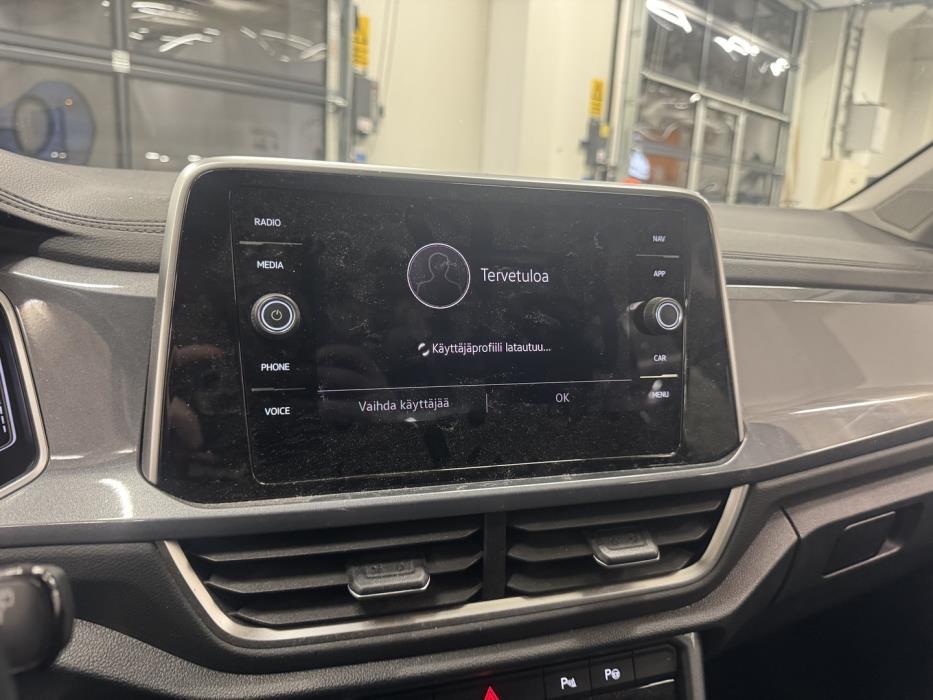 VOLKSWAGEN T-Roc 2023