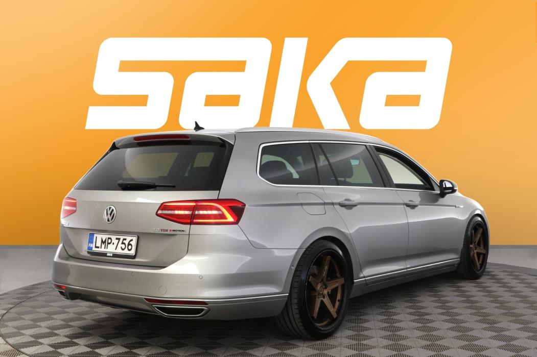 VOLKSWAGEN Passat 2015