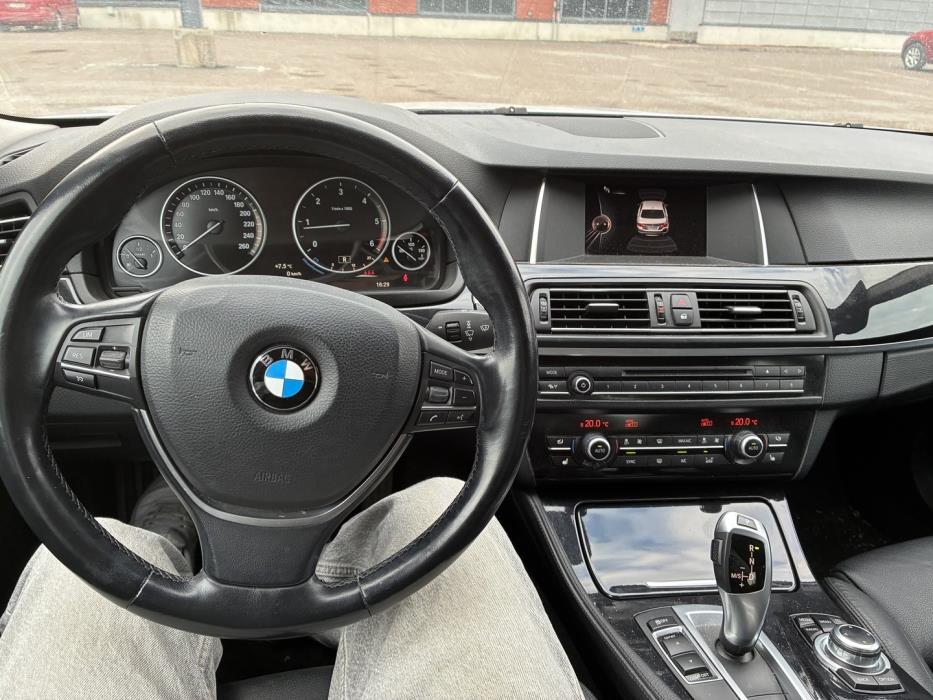 BMW 518 2015